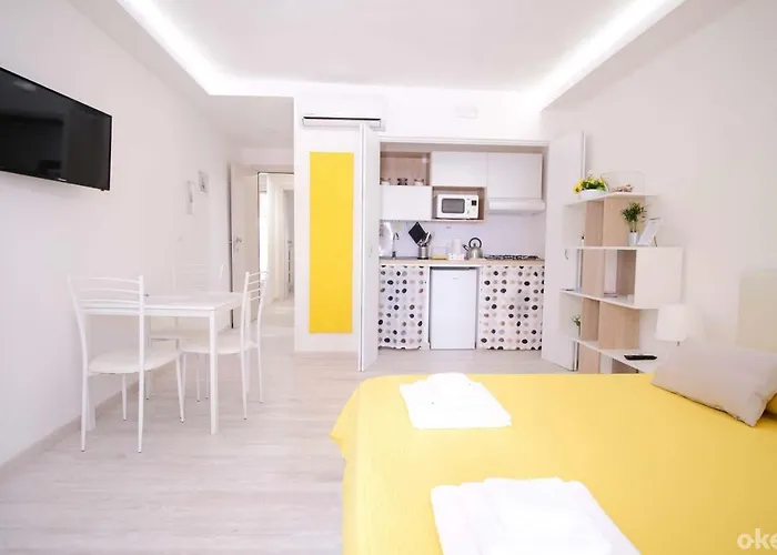 Charme & Chic - Centro * Bari