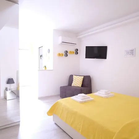 Charme & Chic - Centro Daire *